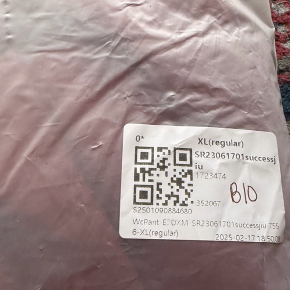 Halara Red Flex High Waisted Zipper Pocket Shirred Straight Leg Work Pants XL - Picture 12 of 13